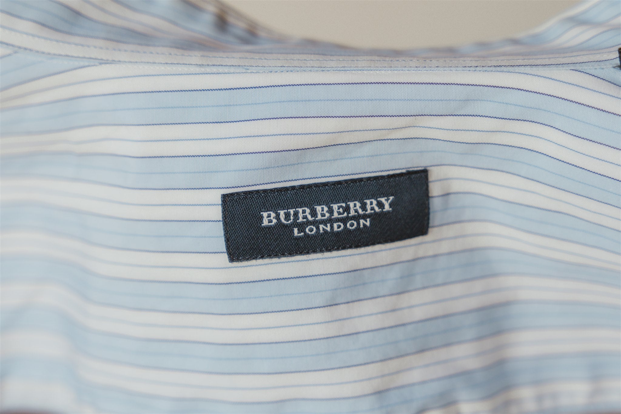 Camisa Burberry Redesigned M/L